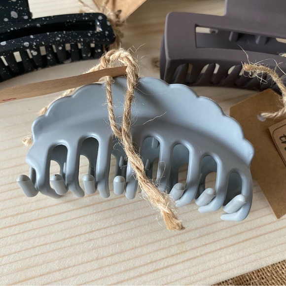 Chunky Hair Clip Set - Picture 3 of 5